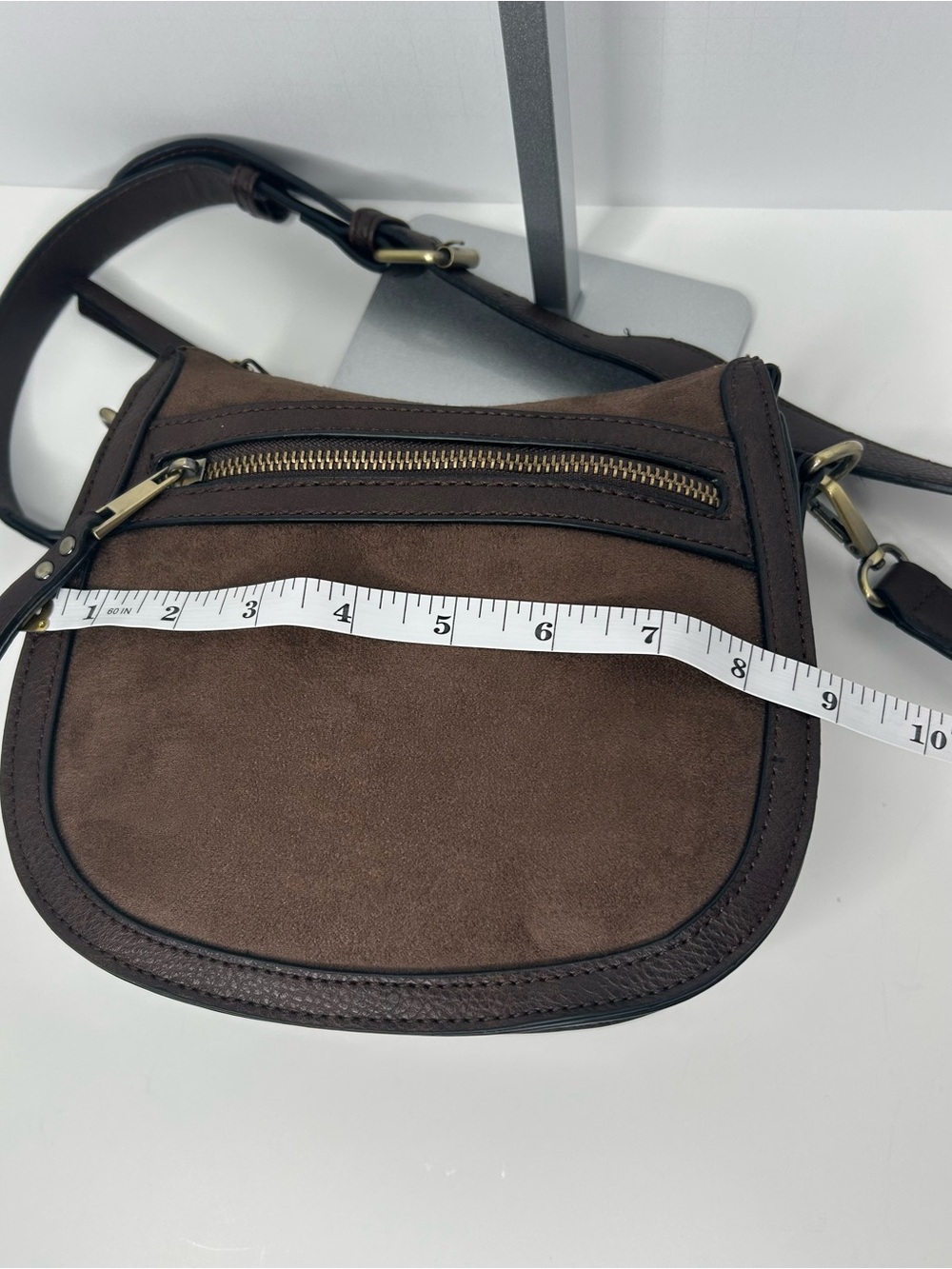 Kelly & Katie Brown Crossbody Bag - Picture 11 of 12